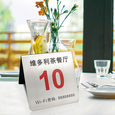 Mua Chống nước Biểu tượng trên bàn tùy chỉnh Biểu tượng trên bàn kim loại tam giác sản xuất trực tuyến