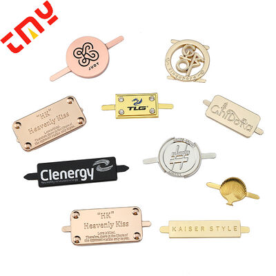 Mua Custom Metal Fashion 3D Logo Tag Labels Sữa kẽm hợp kim Chrome Badges Cho túi xách Và Quần áo sản xuất trực tuyến