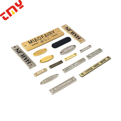 Купить 2023 Custom 2 Holes Engraved Metal Plate Logo, Sewing Zinc Alloy Brand Garment Label Металлические метки с индивидуальным логотипом для одежды онлайн изготовление