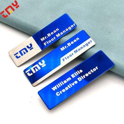 ซื้อ ป้ายชื่อเคลือบทองกระจกแบบใช้ซ้ำได้ - ป้ายระบุตัวตนโลหะแบบกำหนดเองสำหรับเครื่องแบบบริกร, ดีไซน์เปล่าและสลักได้ การผลิตออนไลน์