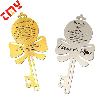 comprar Diseño personalizado de lujo grabado forma de llave de acero inoxidable de metal de la invitación de la boda fabricación en línea